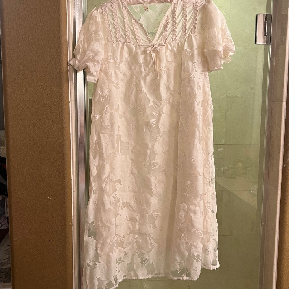 Adorable and elegant floral Overlay chiffon/satin dress